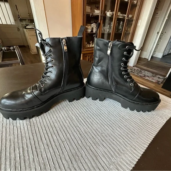 Lamoda Black Womens Lace-Up Tactical Boots - Picture 3 of 5